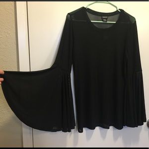 torrid Tops - Torrid sz 00 Mesh Bell Sleeve Top torrid Tops - Torrid sz 00 Mesh Bell Sleeve Top
